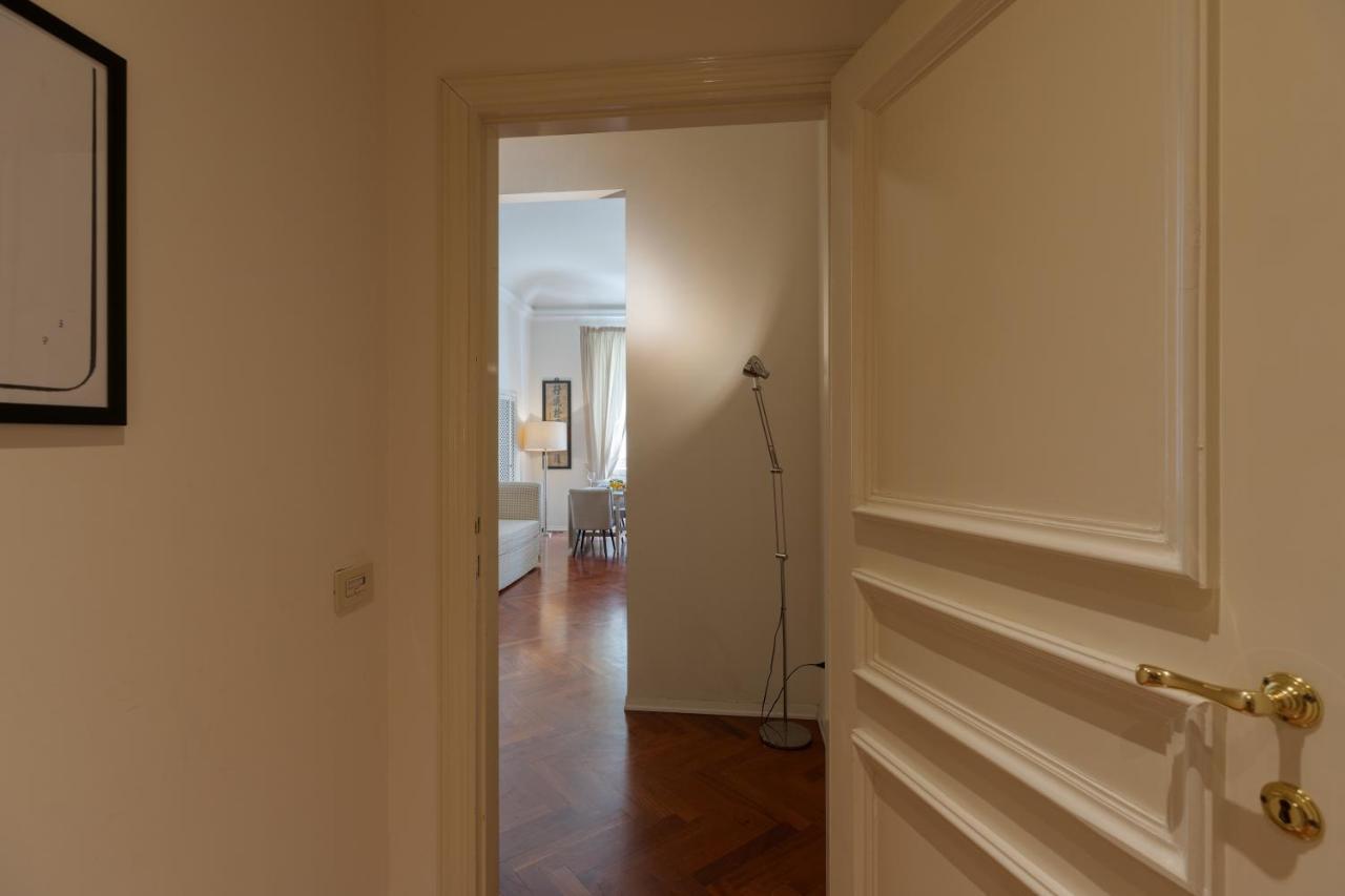 Big Apartment A Stone'S Throw From The Duomo Florence Buitenkant foto