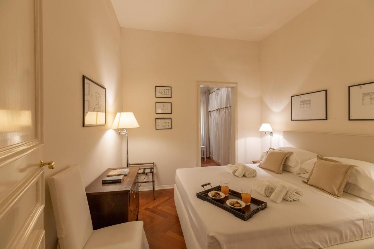 Big Apartment A Stone'S Throw From The Duomo Florence Buitenkant foto
