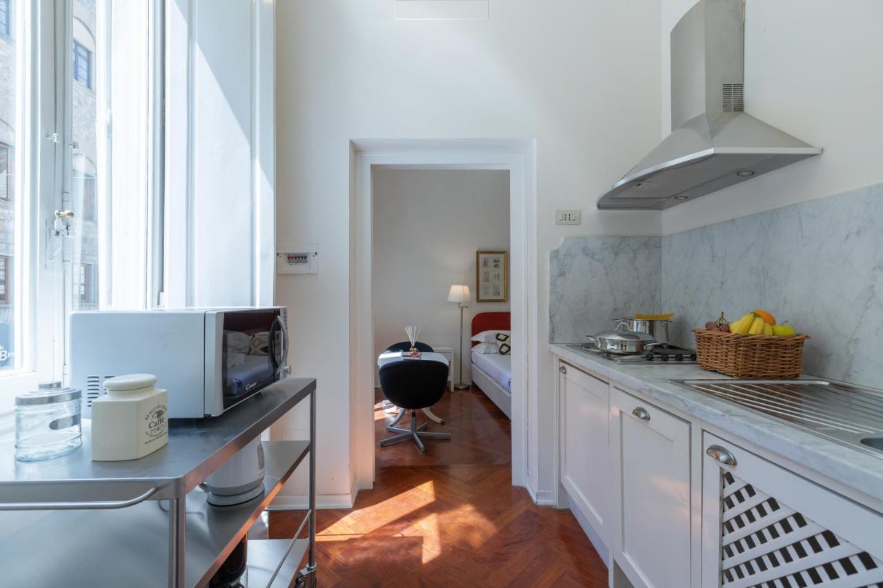 Big Apartment A Stone'S Throw From The Duomo Florence Buitenkant foto